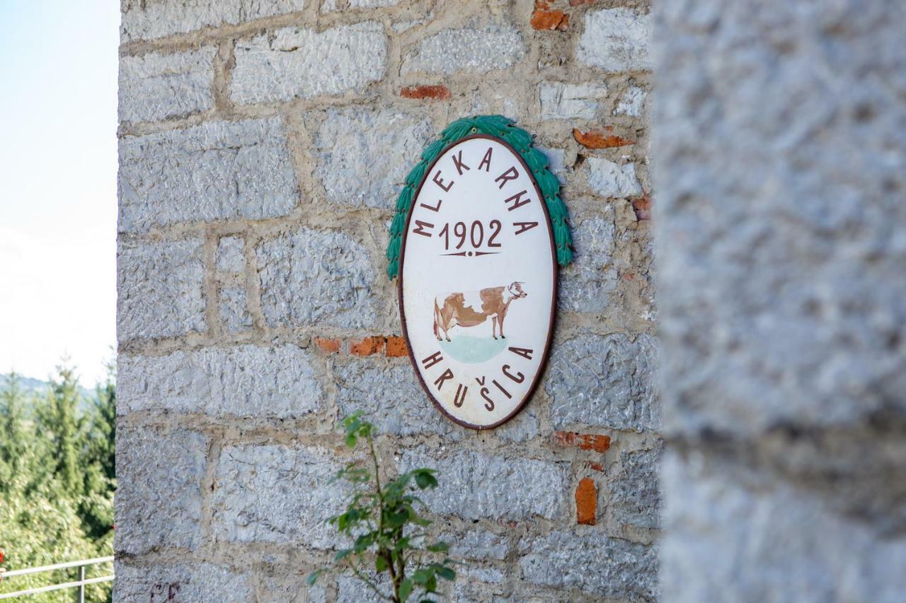 Villa Anton - The Old Dairy Hrusica  المظهر الخارجي الصورة